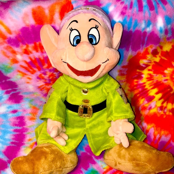 20”x12” Super Soft, Plushy, Beanie, Dopey - Picture 1 of 5